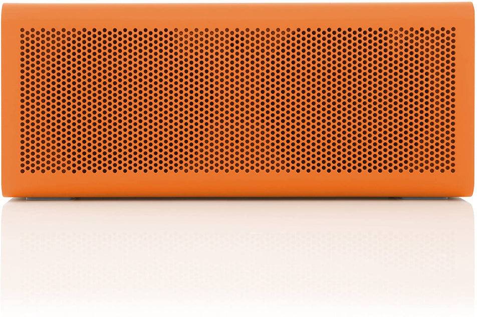 805 Portable Wireless Bluetooth Speaker 18 Hour Playtime Built-in 4400 mAh Power Bank Charger